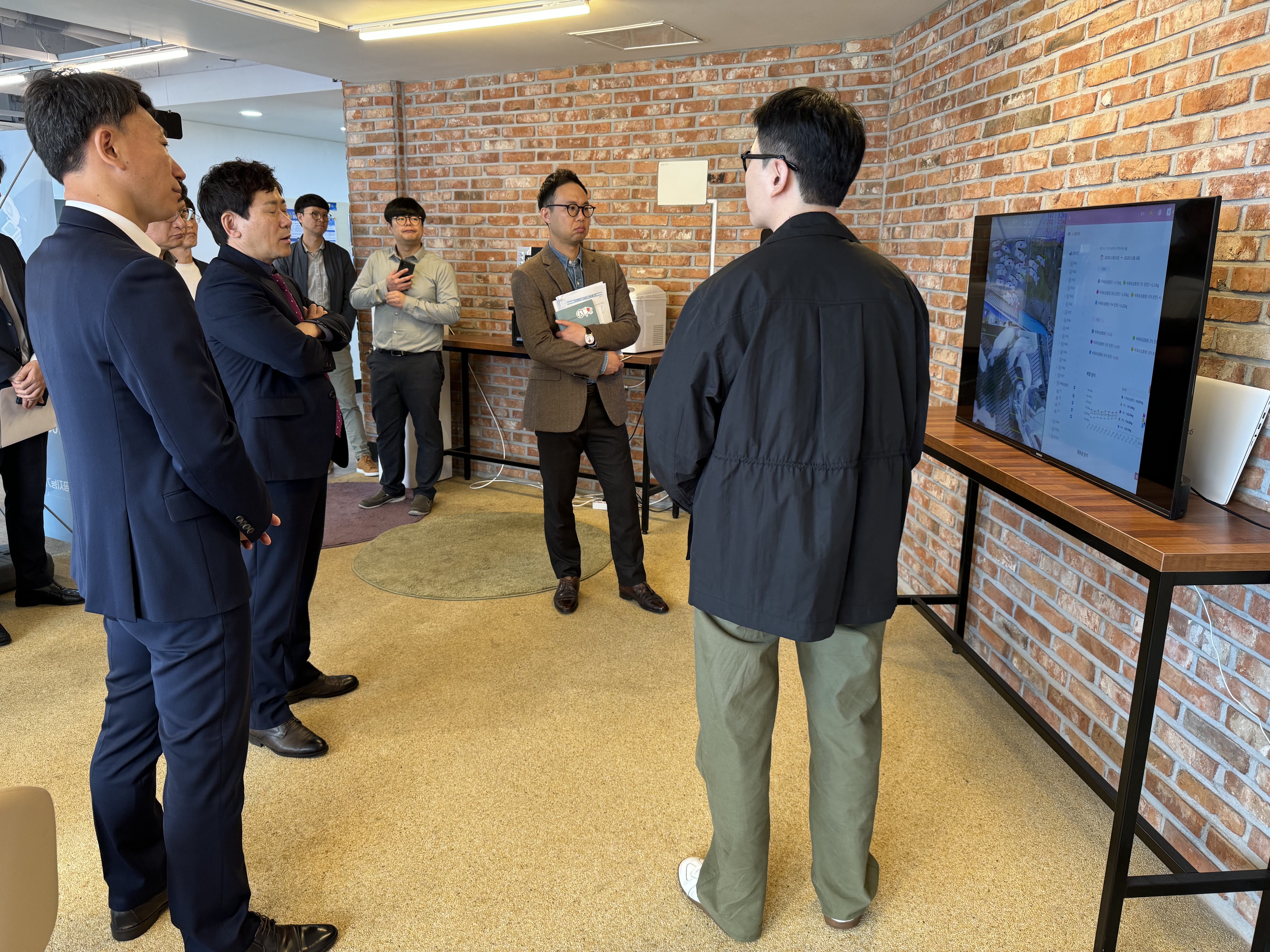 KakaoTalk_20240412_133224068_20.jpg